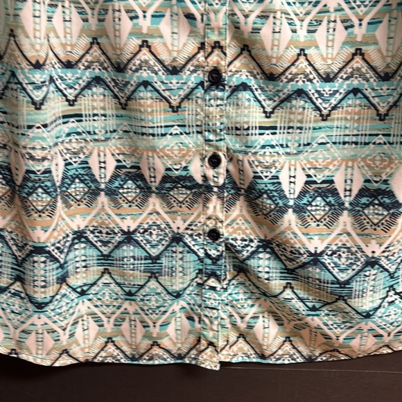 Catherines Button Up Blouse/Top Native American Print Design Size 2X (22/24) - Picture 4 of 12